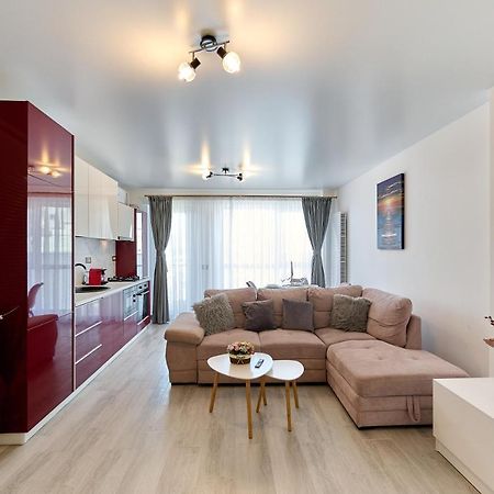 Appartement Palmas - Pool By N10 à Năvodari Extérieur photo